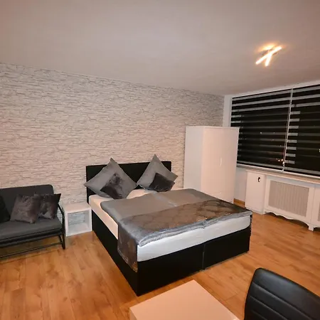 Madame Tower * Köln