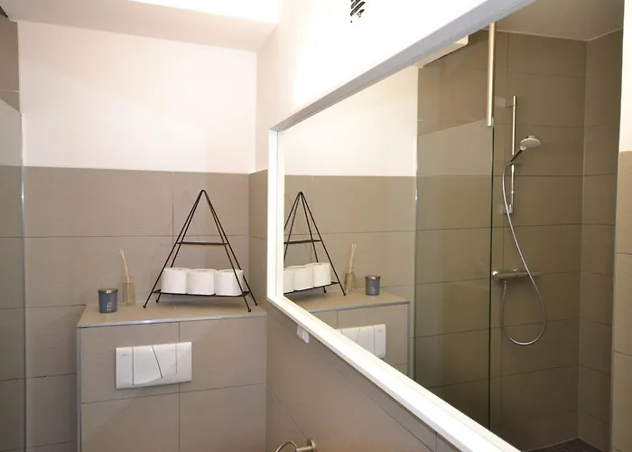 Madame Tower * Cologne