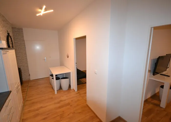 Madame Tower * Cologne