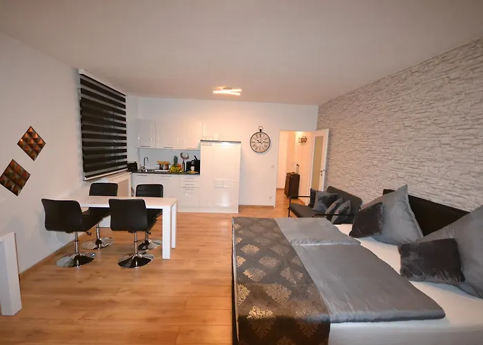 Madame Tower Appartement *